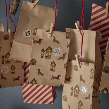 Adventskalender-Set, Tüten/Sticker, Dackel/Haus