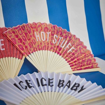 Fächer mit Spruch, Hot stuff