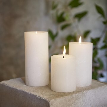 Kerze Rustik, Lara, wollweiß, 15 cm