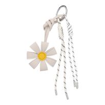 Taschenanhänger Blume, beige