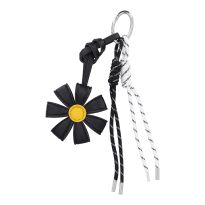 Taschenanhänger Blume, schwarz