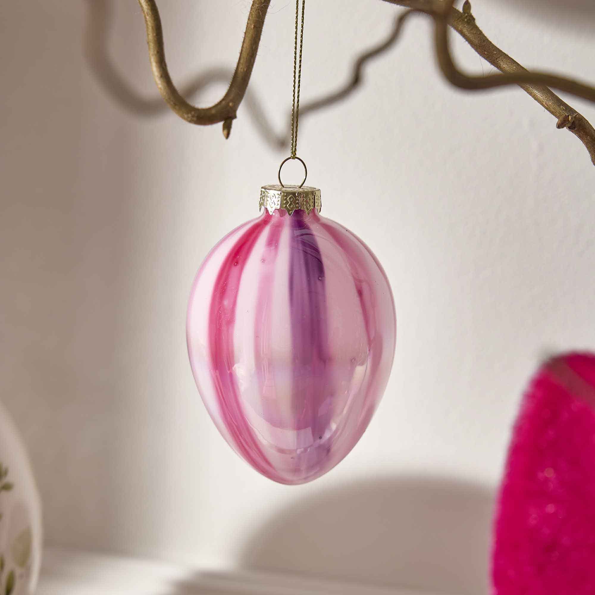 Anhänger Glas-Ei, Batik, opal/längs/rosa/pink/lila, 7 x 10 cm