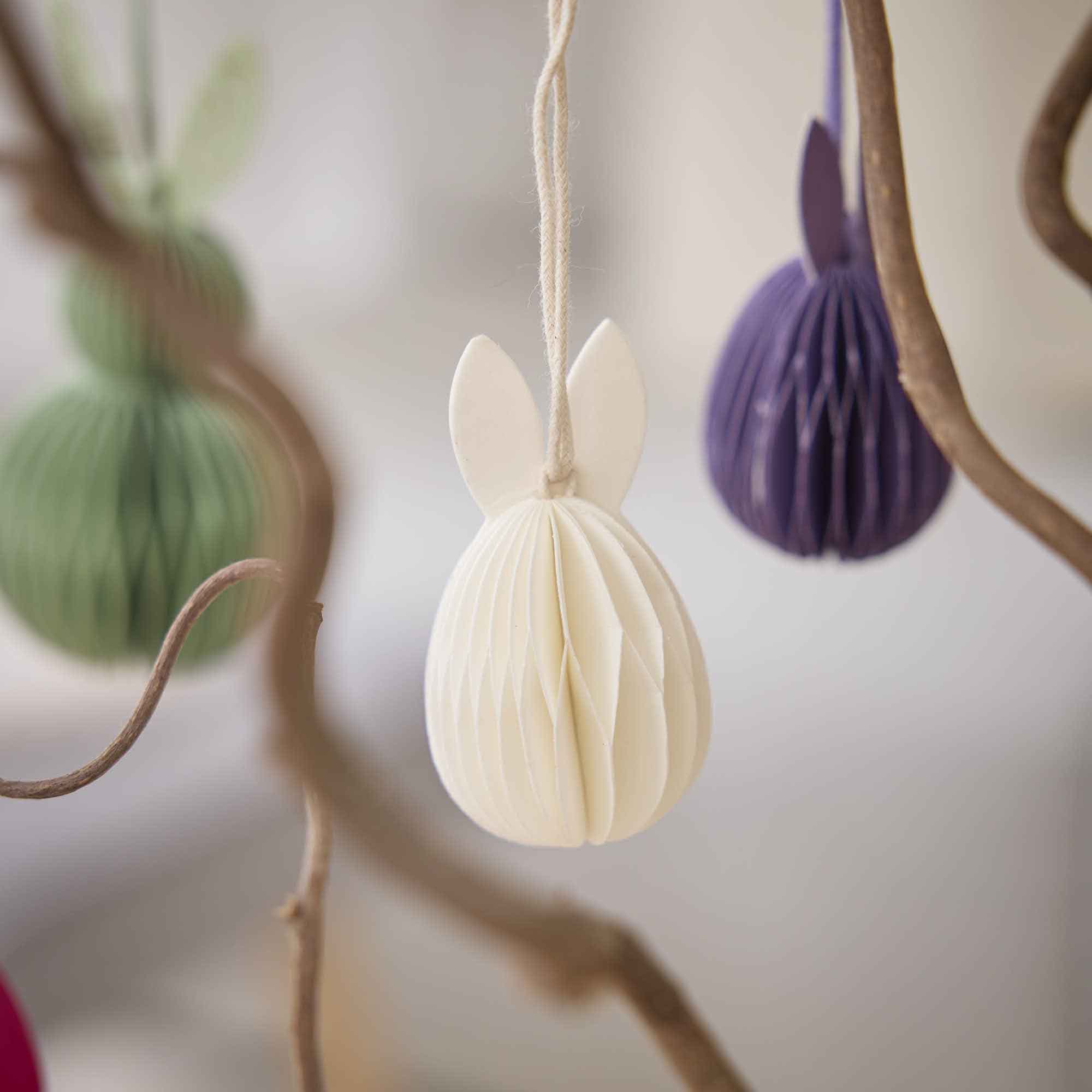 Anhänger Wabe, Hase/offwhite, 6 cm