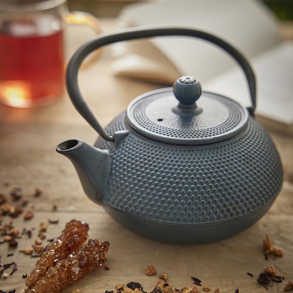 Gusseisen Teekanne, blau