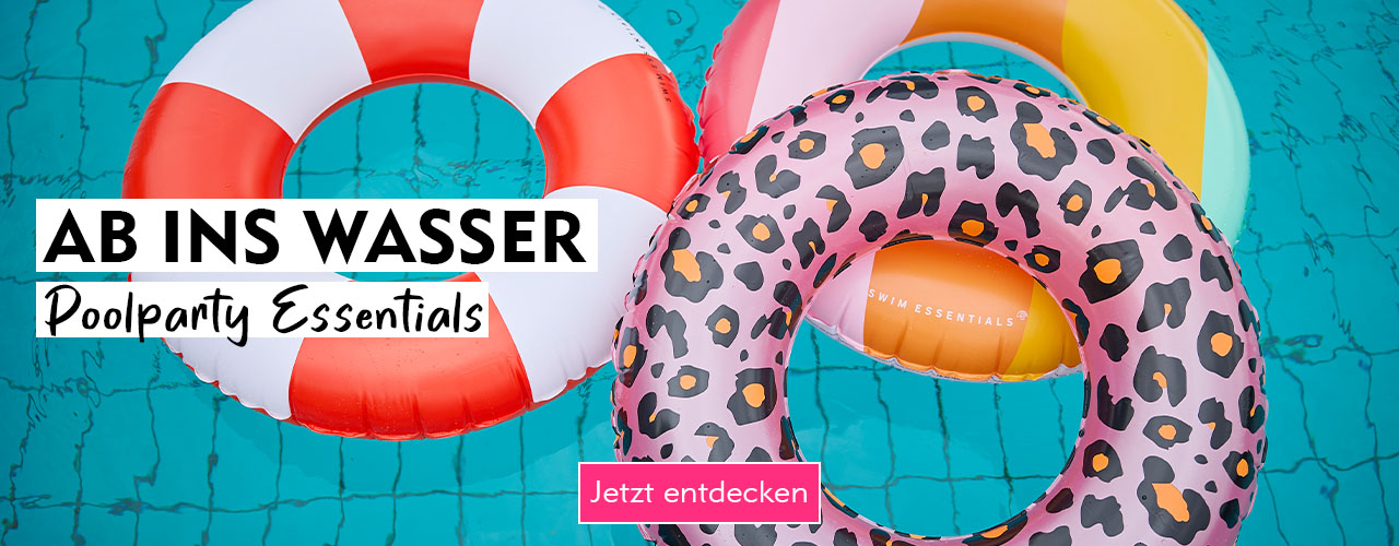 Bunte Schwimmringe im Wasser verlinkt auf Schwimmringe und Luftmatratzen 