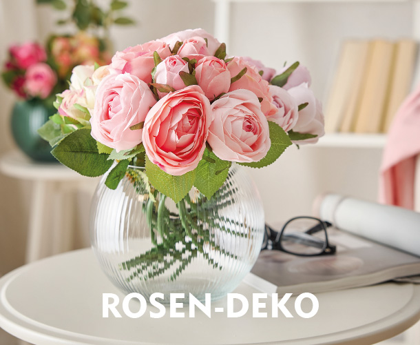 Ein k&uuml;nstlicher Rosenstrau&szlig; in einer Glasvase verlinkt auf die Kategorie Rosen-Deko